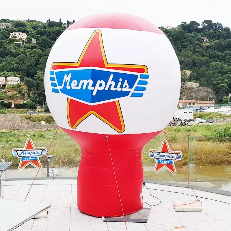 Els globus aerostàtics publicitaris són estructures inflables gegants col·locades a terra. El seu gegantisme us permet fer arribar fàcilment el vostre missatge publicitari a tothom.
